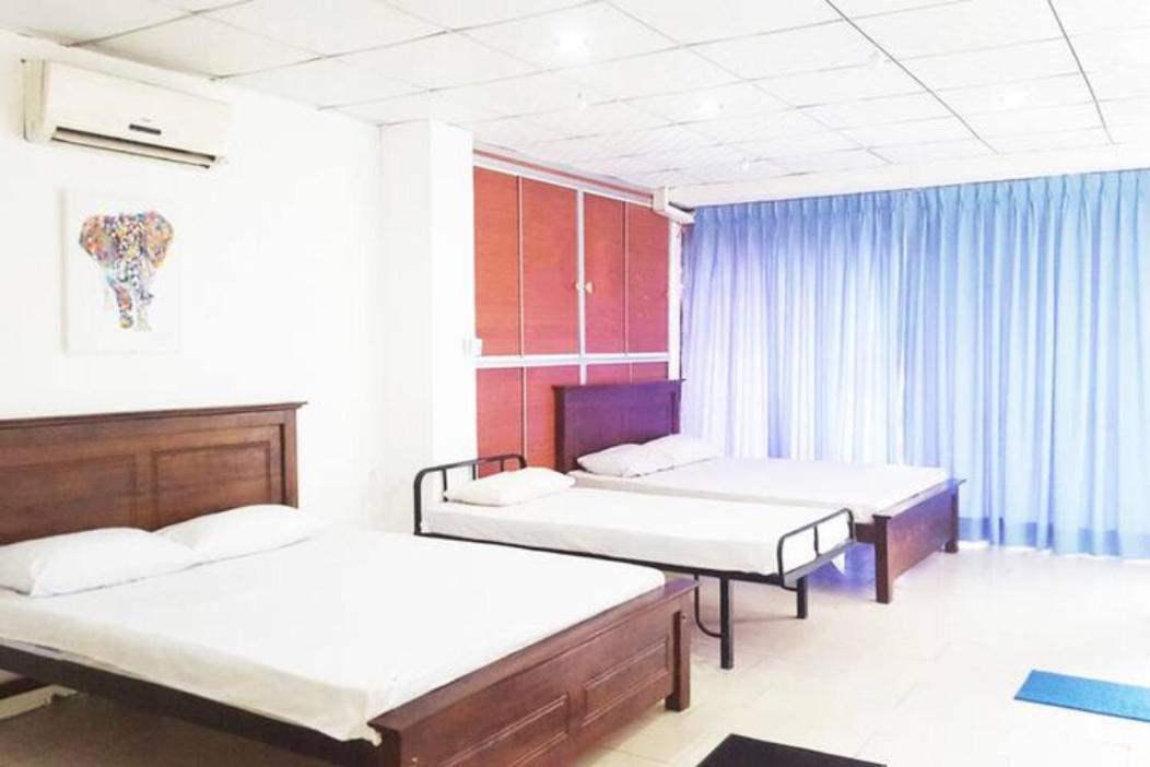 Hotel Beehive Colombo Esterno foto